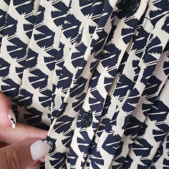 Maeve Button Front Peplum Bird Print Blouse S Tie Waist Black Ivory Pleated - Picture 7 of 9